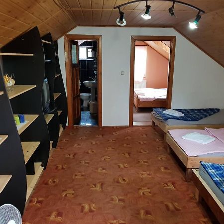 Hompot Accommodation デヴァ エクステリア 写真