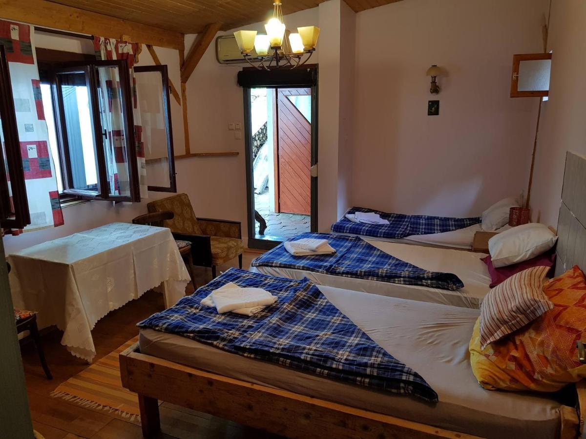 Hompot Accommodation デヴァ エクステリア 写真