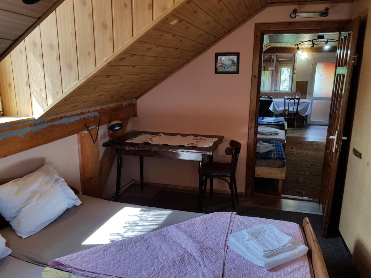 Hompot Accommodation デヴァ エクステリア 写真