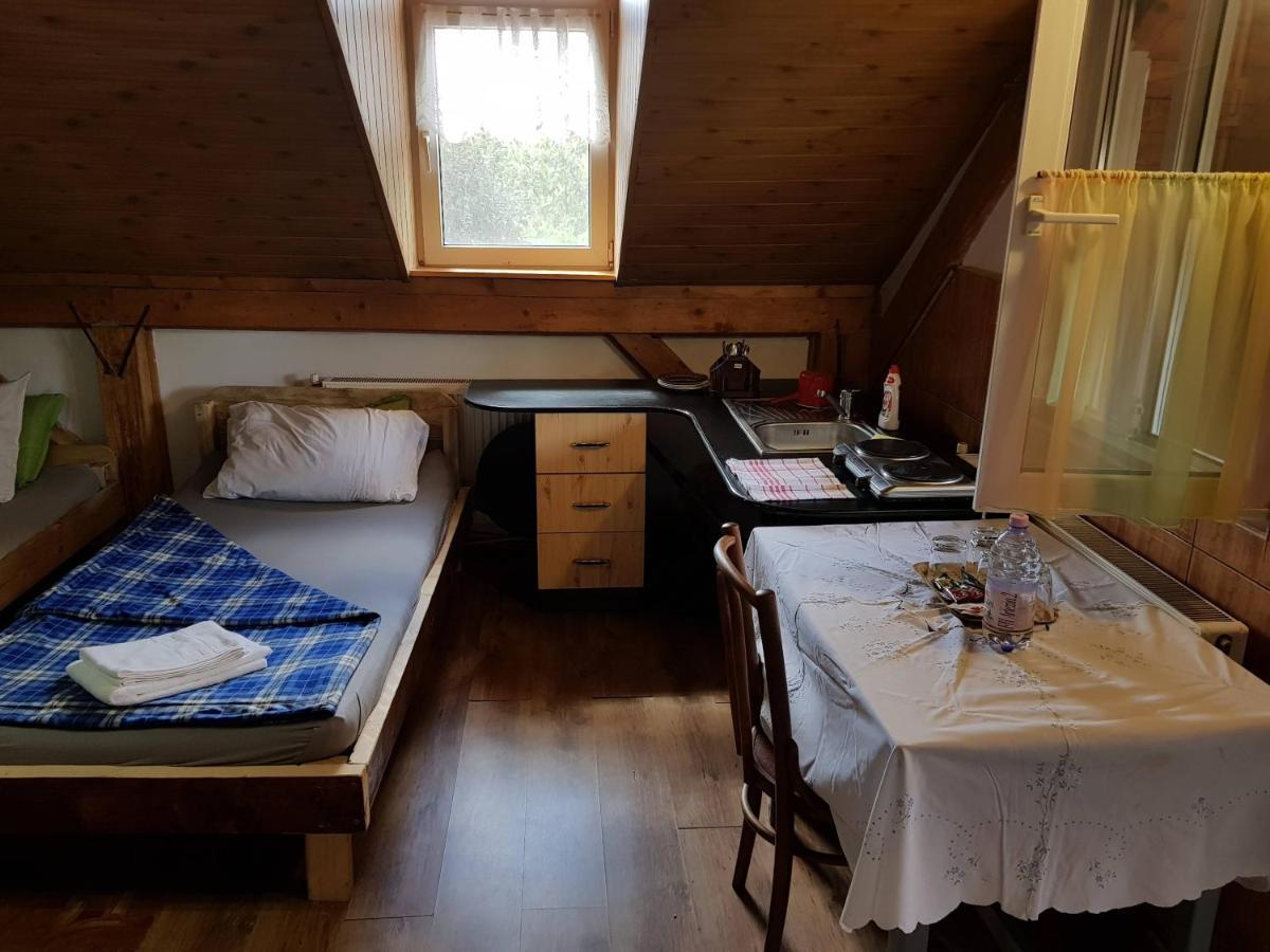 Hompot Accommodation デヴァ エクステリア 写真